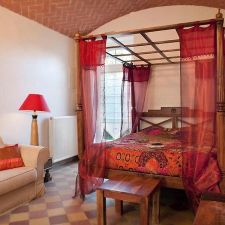 Apartamento La Bretauche Checy Exterior foto