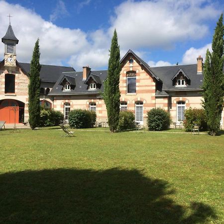 Apartamento La Bretauche Checy Exterior foto