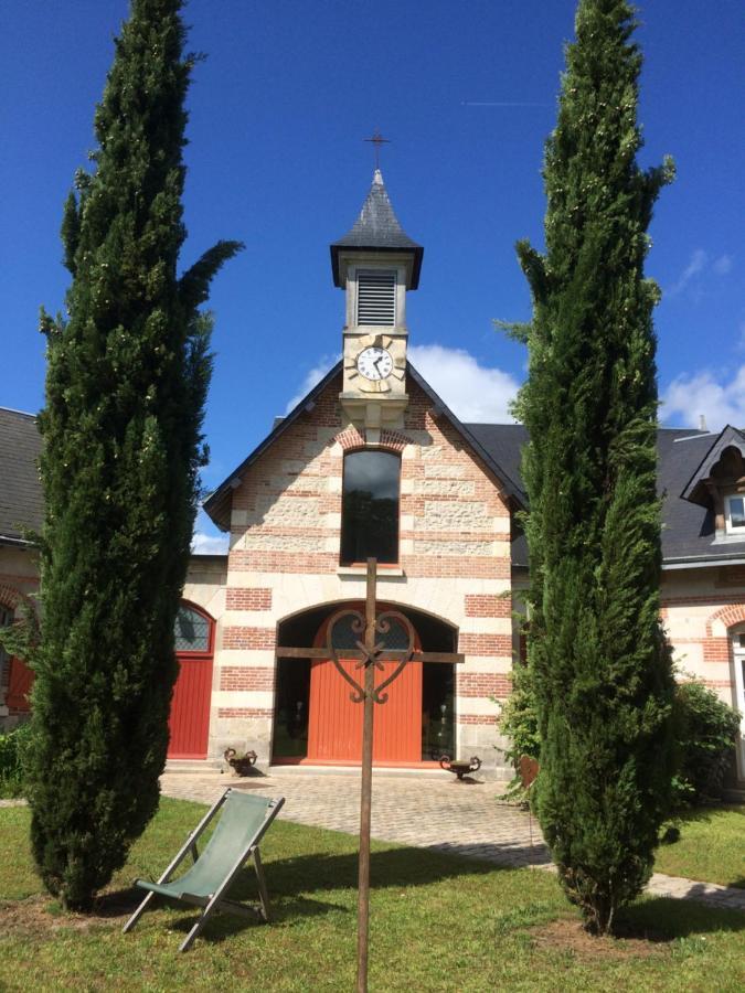 Apartamento La Bretauche Checy Exterior foto